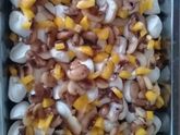 А у нас сегодня пельмени с шампиньонами в сметанном соусе...