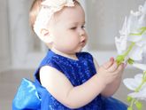 Юная модель!