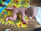 Дочка который день в