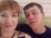 Таисии два годп. Старшие дети. Я не похудевшая. В общем-весна.
