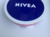 NIVEA CARE для чувствительной кожи