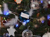 С Новым годом!Счастья,удачи,успехов и океан любви.Обязательно здоровье.