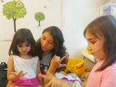 Ну чем ещё девочкам заняться при такой погоде?