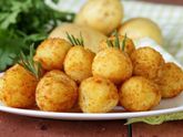 Картофельные шарики с сыром