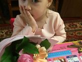 Одна с погодками