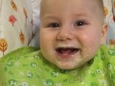8 месяцев крошику😍