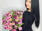 Николь Басс