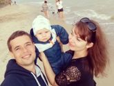 Мы на море в свои 6месяцев и мы счастливы..как вы относитесь к таким ранним отдыхам?