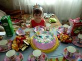 Доченьке уже 4 годика