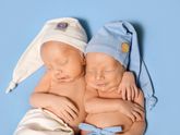 #двойняшки #фотосессияноворожденных #молодаямама #twins