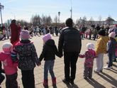 Пасхальные гуляния на Поклонной горе.