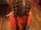 Какая лучше прическа на 1 сентября?