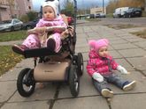 Временно я стала мамой погодок.