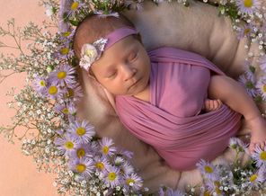 NEWBORN_ (6).jpg