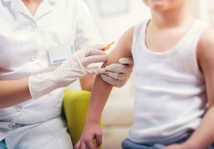 Что рекомендуют сделать перед детской вакцинацией?