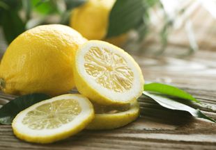 Можно ли есть лимон при грудном вскармливании?