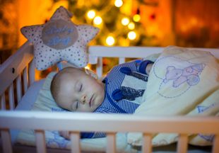 Совет дня: чтобы переселить малыша в отдельную кровать, справьтесь со своими чувствами