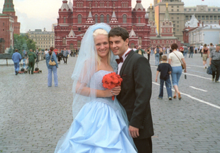 Антон и Виктория Макарские отметили хрустальную свадьбу