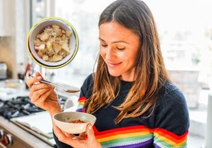 Овсянка по-новому: бомбический завтрак за 7 минут от актрисы Дженнифер Гарнер