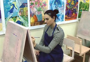 Талантлива во всем: Елена Исинбаева показала свои картины