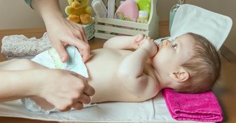 Как выбрать подгузники для новорожденных - отзывы с фото
