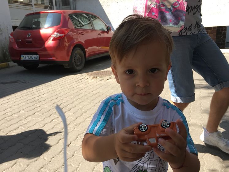 Я сегодня села на попу...