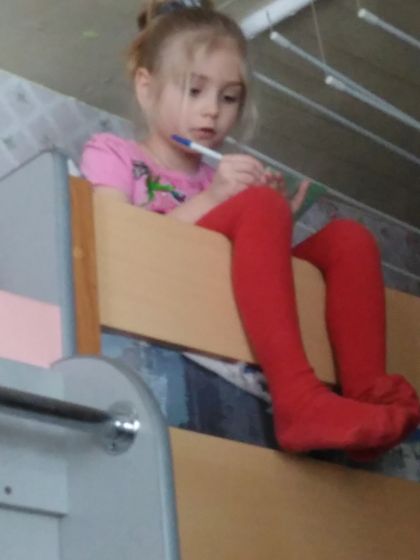 шум и гам, тут и там