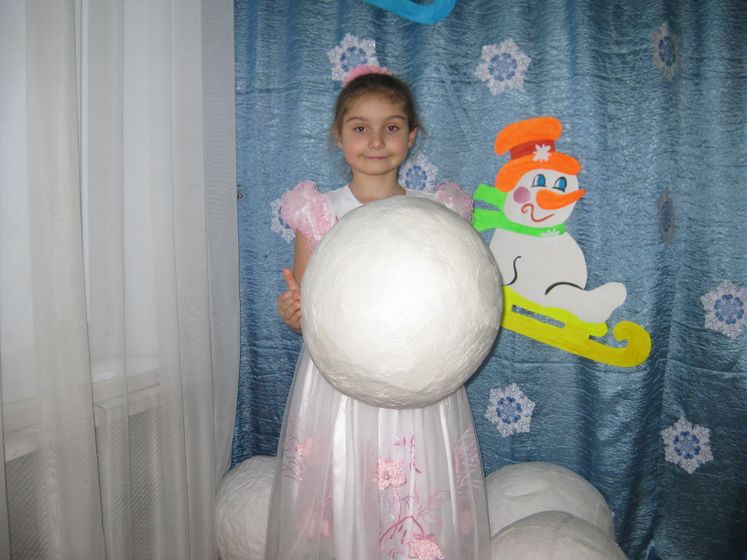 Новогодний праздник в садике у Сияны 28.12.2018