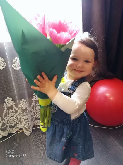 С 8 марта! 🍷🍷🍷🌹🌹🌹