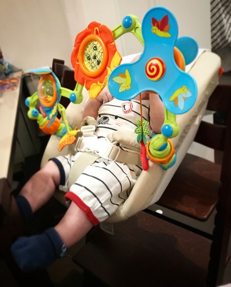 Стульчик Stokke Tripp Trapp люлька для новорожденных.