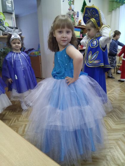 На конкурс. Наше новогоднее платье