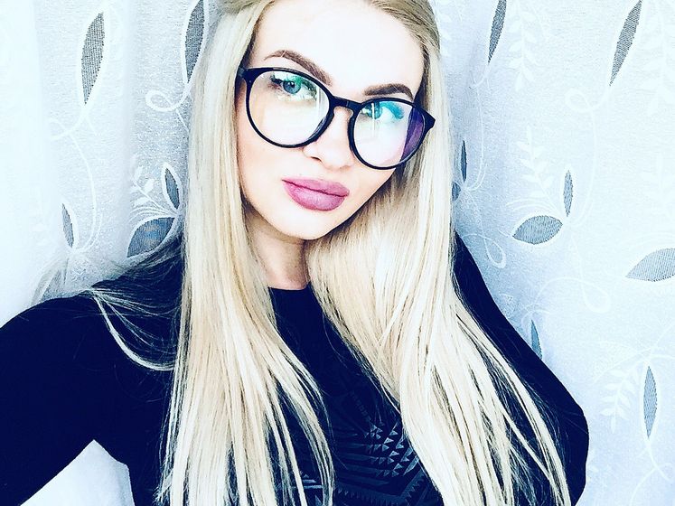 Волосы блонд!)