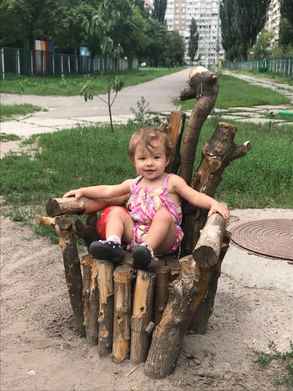 Нашли на улице трон для прынцессы))