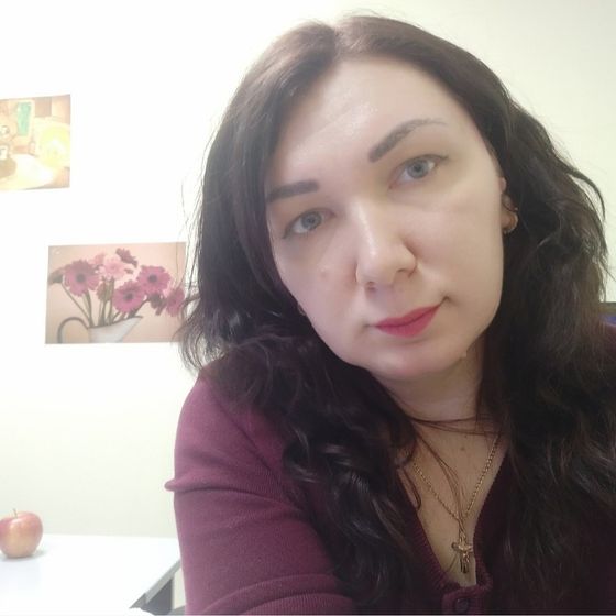 Девчули, с праздником!