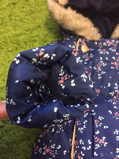 Продам новый комбез Mothercare