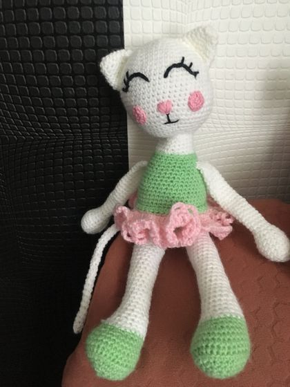 Кошка для крошки