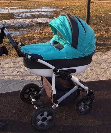 Наша первая прогулка в новой коляске