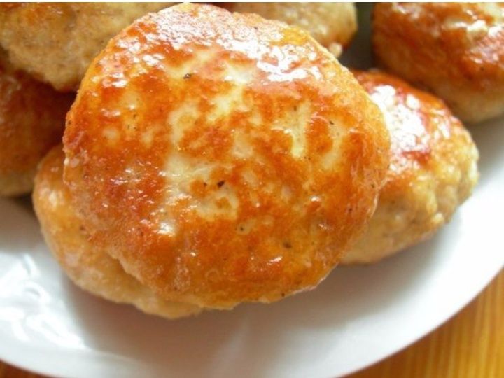 Очень вкусные венские котлетки.