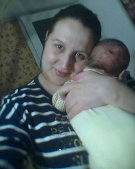 Нам сегодня месяц