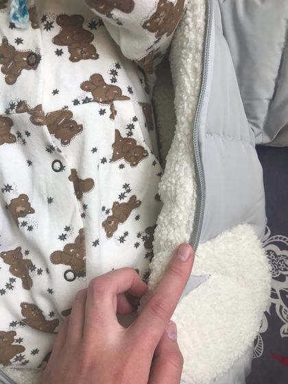 Не холодно оделись? +8