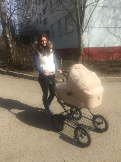Роды на родах не заканчиваются .