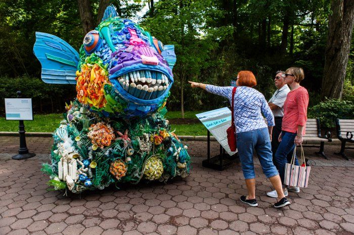 Скульптуры из мусора