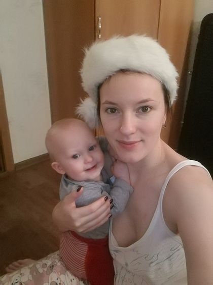 Нам 10 месяцев!?