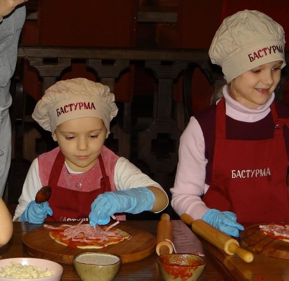 Наши кулинарные мк в ресторане Бастурма