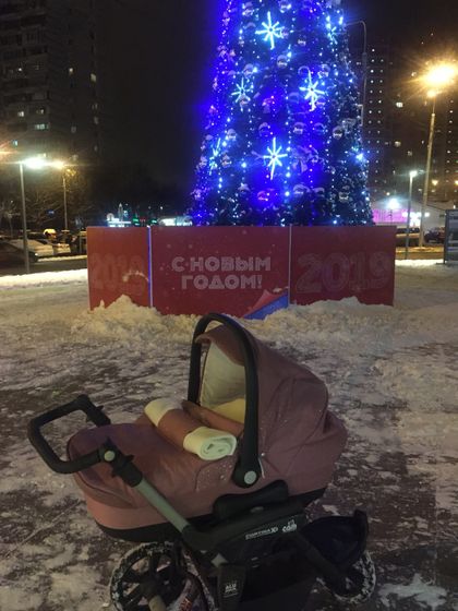 Моя кнопочка побывала сегодня на ёлке????