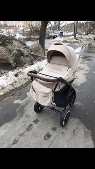 Продаю коляску 3 в