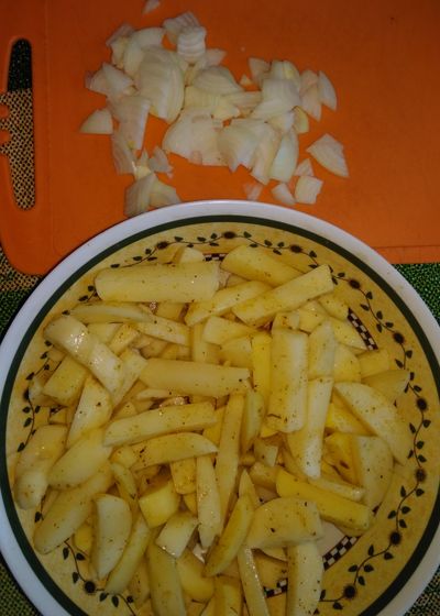 Вкусная картошка в мультиварке на режиме “Выпечка”.