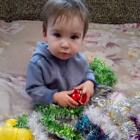 Сегодня нам 11 месяцев))