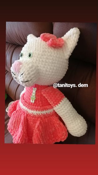 Кошечка, белая кошечка😍😍😍
