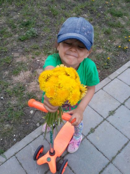 Марку год и одиннадцать)